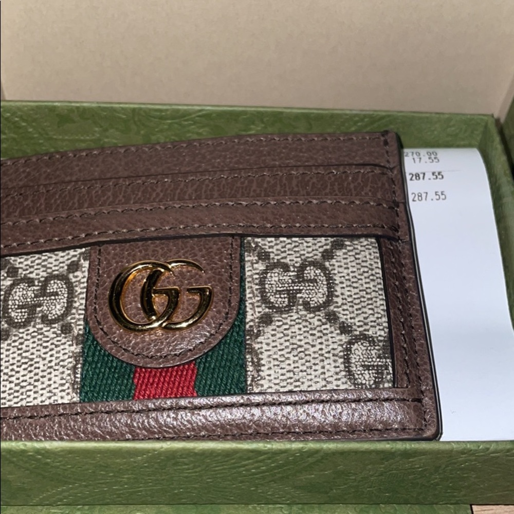 Gucci wallet brand new used once